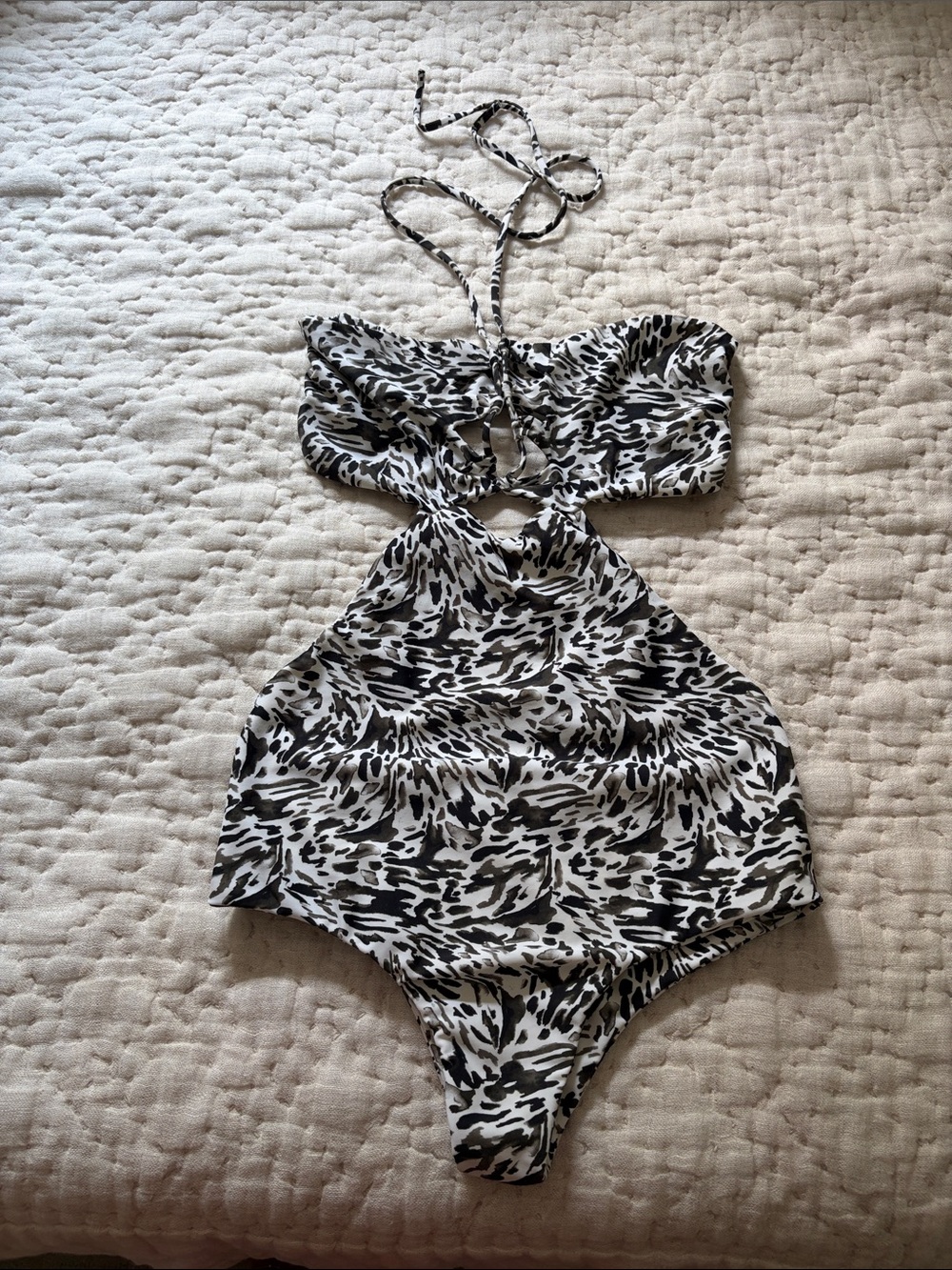 Mikoh Cloudbreak cut-out One-piece- Large